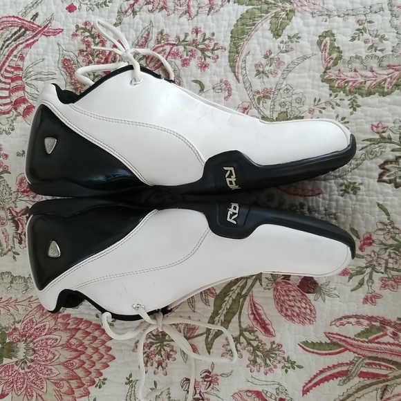 Reebok 704 Flu 4 Sneakers - Picture 3 of 9